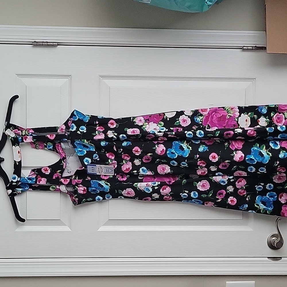 NWT Hearts & Roses London Floral Sleeveless Dress - Picture 6 of 14
